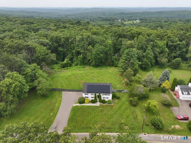 212 Upper Grassy Hill Road, Woodbury, CT 06798