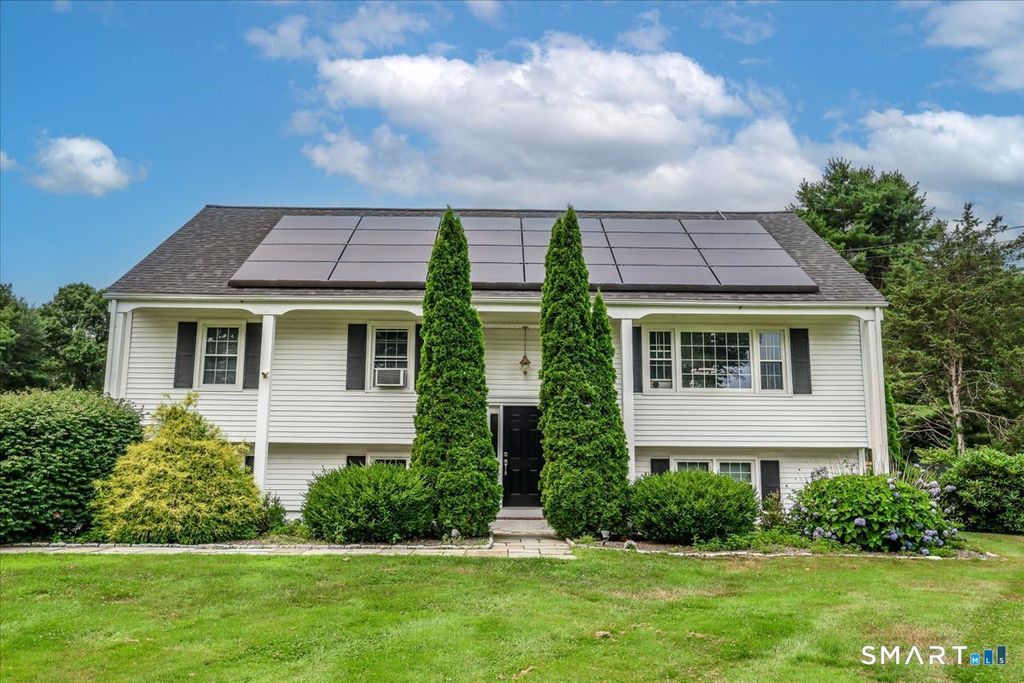 212 Upper Grassy Hill Road, Woodbury, CT 06798