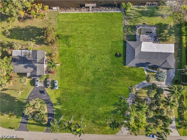 62 Wolcott DR, North Fort Myers, FL 33903