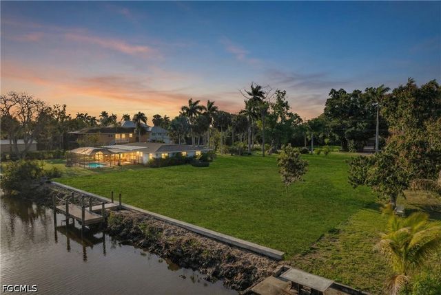 62 Wolcott DR, North Fort Myers, FL 33903