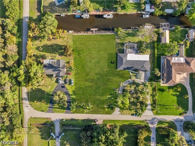 62 Wolcott DR, North Fort Myers, FL 33903