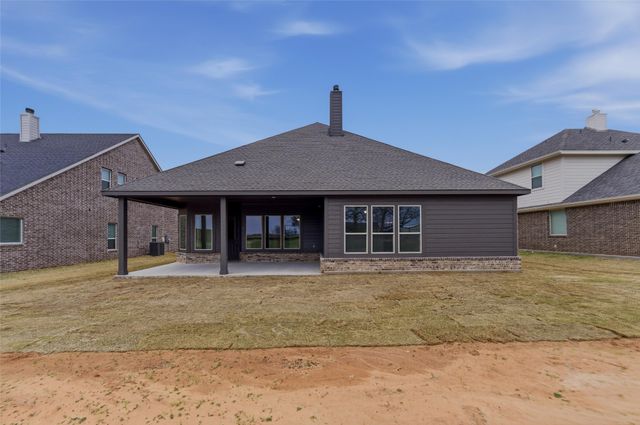 1121 Trinity Drive, Springtown, TX 76082