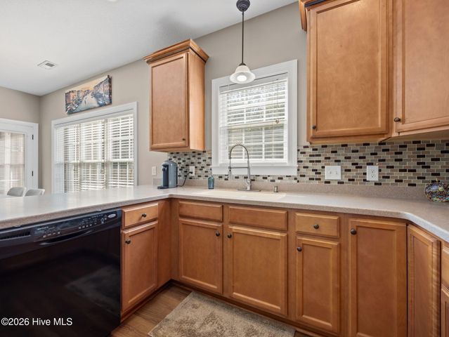 301 Savannah Drive, Jacksonville, NC 28540