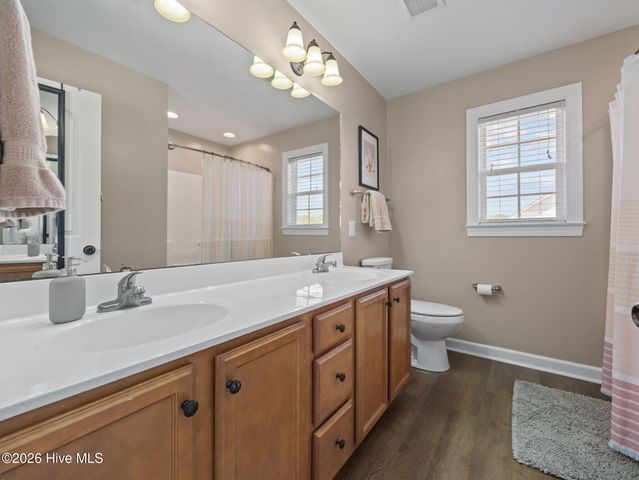 301 Savannah Drive, Jacksonville, NC 28540