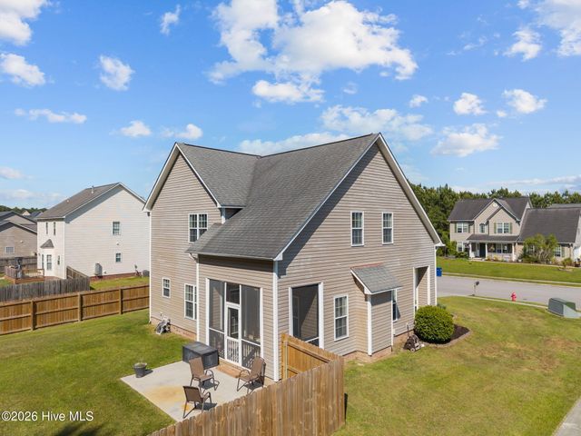 301 Savannah Drive, Jacksonville, NC 28540