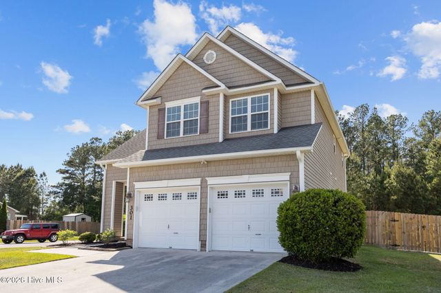 301 Savannah Drive, Jacksonville, NC 28540