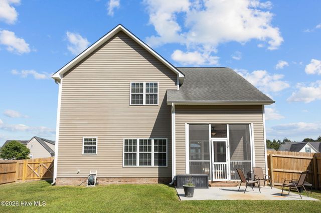 301 Savannah Drive, Jacksonville, NC 28540