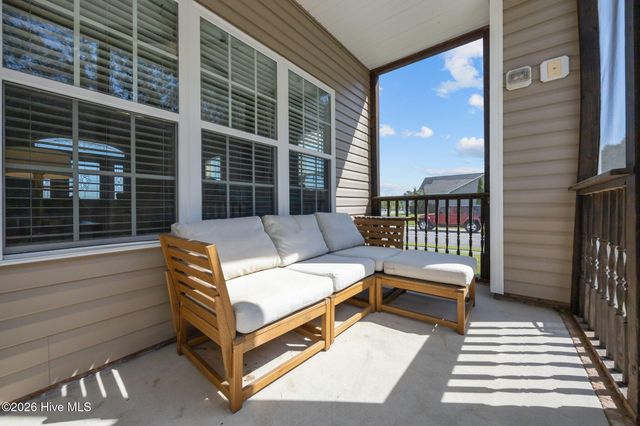 301 Savannah Drive, Jacksonville, NC 28540