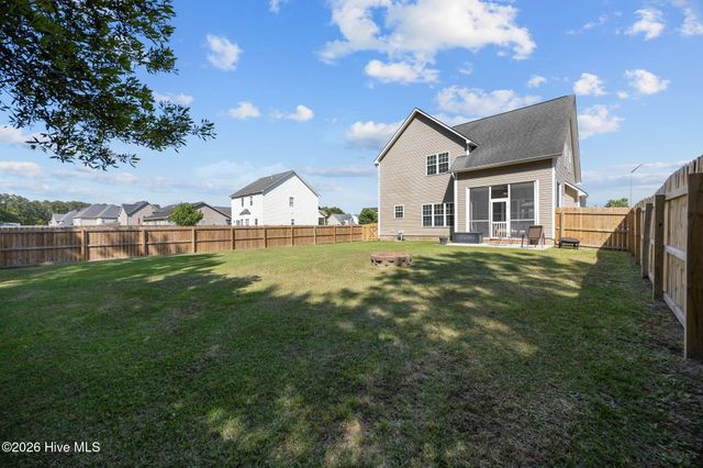 301 Savannah Drive, Jacksonville, NC 28540