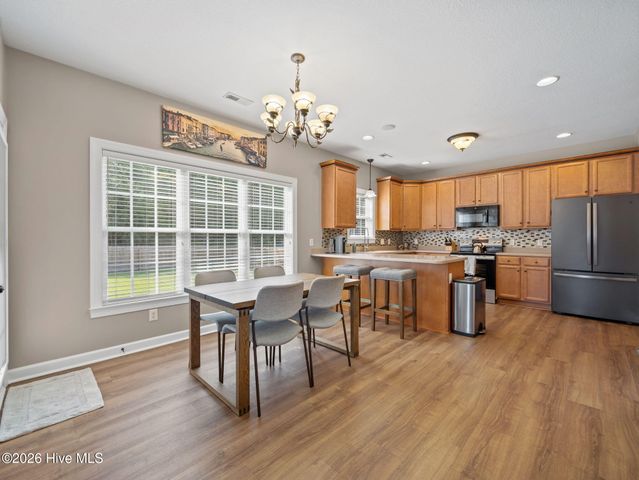 301 Savannah Drive, Jacksonville, NC 28540