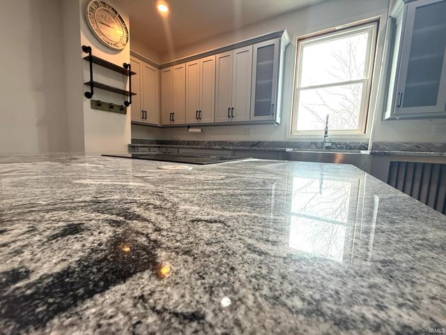 1819 I Street, Bedford, IN 47421