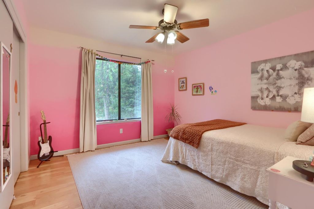 Image 26 of property listing at 36686 Mattie Fhy Court, Coarsegold, CA 93614
