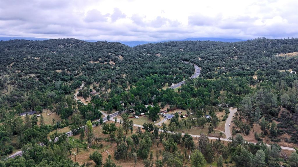 Image 58 of property listing at 36686 Mattie Fhy Court, Coarsegold, CA 93614