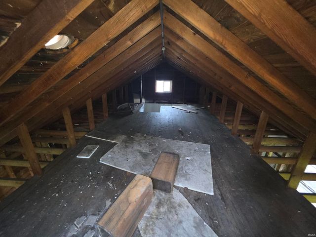 1415 Obrien Street, South Bend, IN 46628