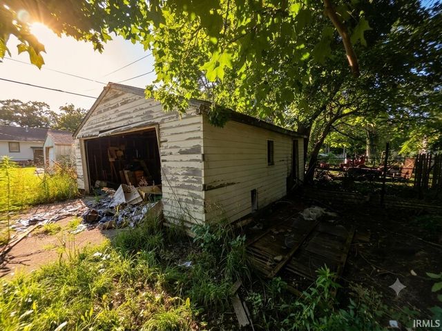 1415 Obrien Street, South Bend, IN 46628