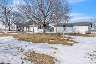 10261 E 100S Road, Avilla, IN 46710