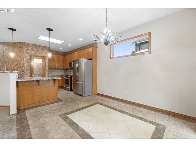 1926 Nw 18TH St, Gresham, OR 97030