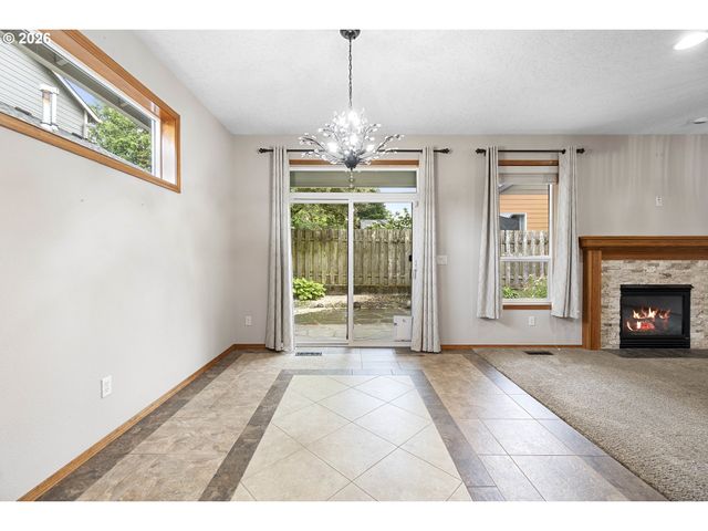 1926 Nw 18TH St, Gresham, OR 97030