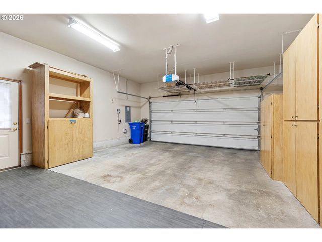 1926 Nw 18TH St, Gresham, OR 97030