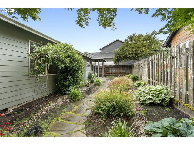1926 Nw 18TH St, Gresham, OR 97030