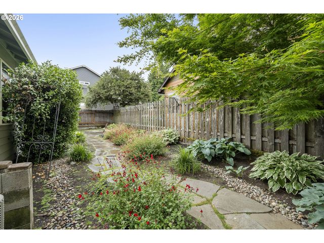 1926 Nw 18TH St, Gresham, OR 97030