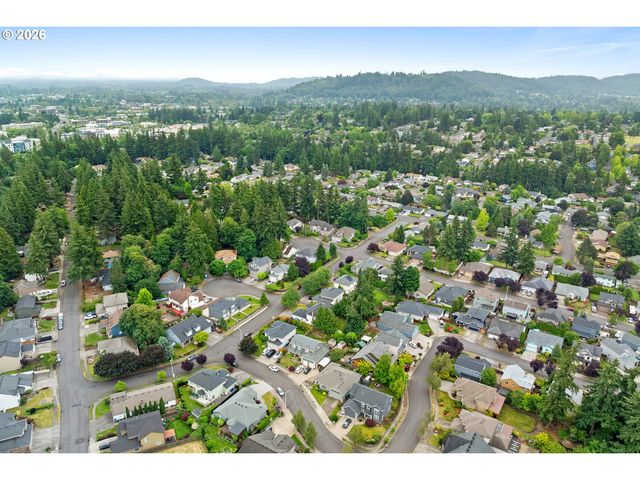 1926 Nw 18TH St, Gresham, OR 97030