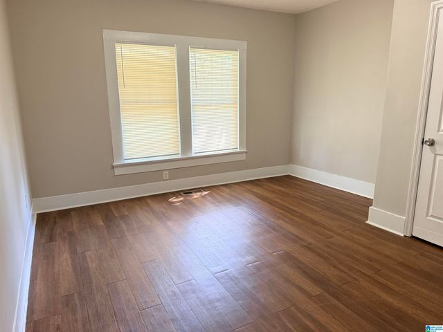 121 HOLT AVENUE, Birmingham, AL 35214