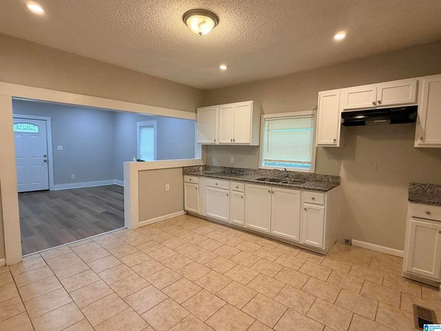 121 HOLT AVENUE, Birmingham, AL 35214