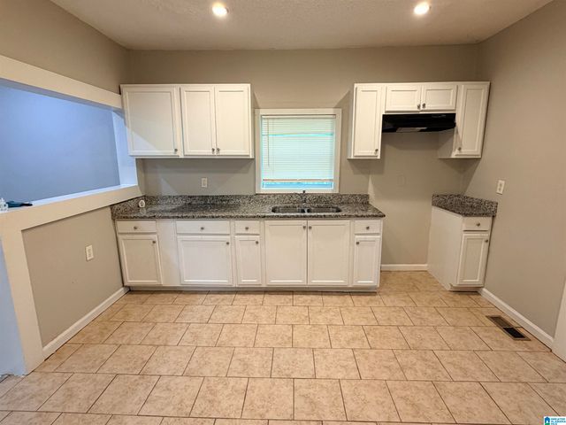 121 HOLT AVENUE, Birmingham, AL 35214