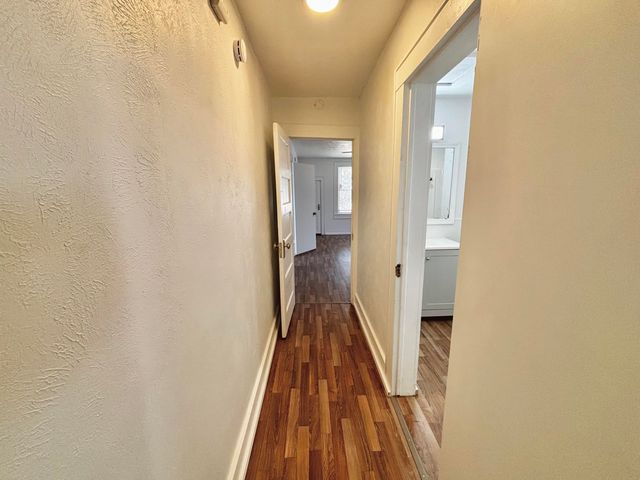 420 W Lynn Street, Slaton, TX 79364