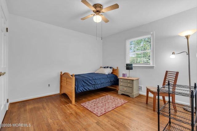 2 Lakeland Drive, Matawan, NJ 07747