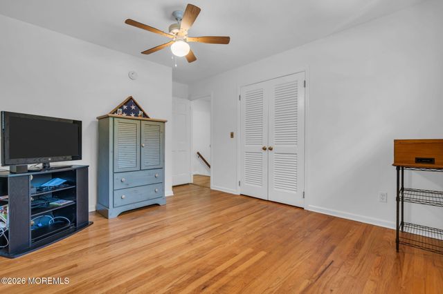 2 Lakeland Drive, Matawan, NJ 07747