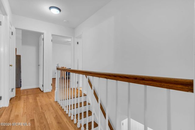 2 Lakeland Drive, Matawan, NJ 07747