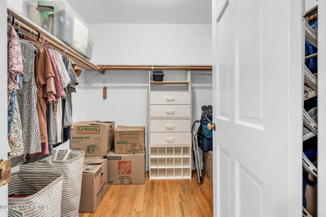 2 Lakeland Drive, Matawan, NJ 07747