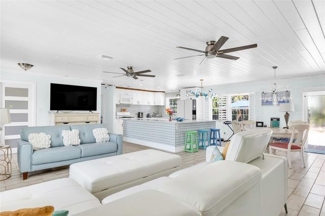 4530 BAYSHORE BOULEVARD NE, St Petersburg, FL 33703