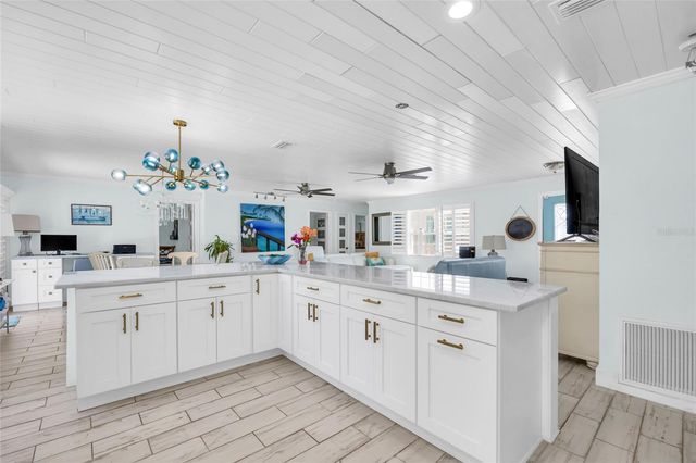 4530 BAYSHORE BOULEVARD NE, St Petersburg, FL 33703