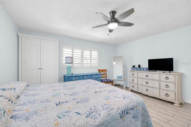 4530 BAYSHORE BOULEVARD NE, St Petersburg, FL 33703