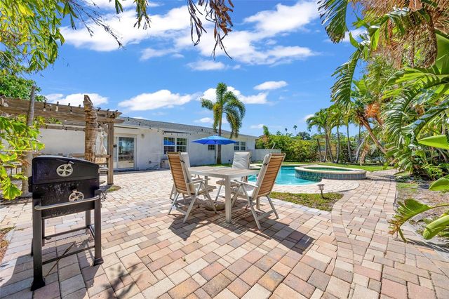 4530 BAYSHORE BOULEVARD NE, St Petersburg, FL 33703