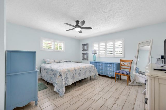 4530 BAYSHORE BOULEVARD NE, St Petersburg, FL 33703