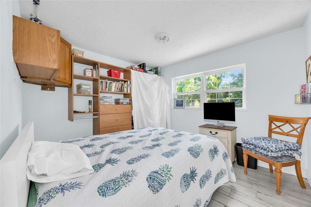 4530 BAYSHORE BOULEVARD NE, St Petersburg, FL 33703