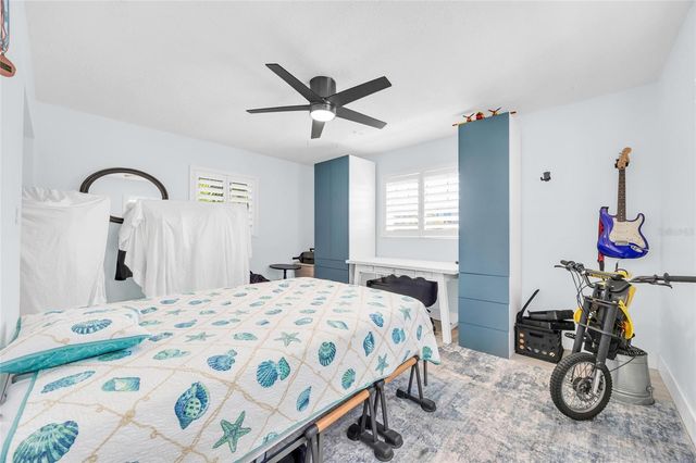 4530 BAYSHORE BOULEVARD NE, St Petersburg, FL 33703