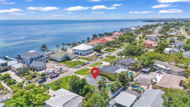 4530 BAYSHORE BOULEVARD NE, St Petersburg, FL 33703