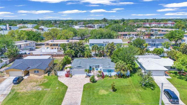 4530 BAYSHORE BOULEVARD NE, St Petersburg, FL 33703