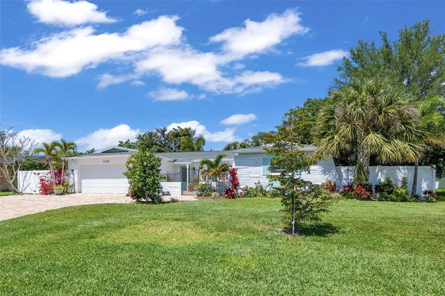 4530 BAYSHORE BOULEVARD NE, St Petersburg, FL 33703