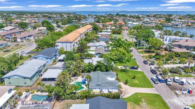 4530 BAYSHORE BOULEVARD NE, St Petersburg, FL 33703