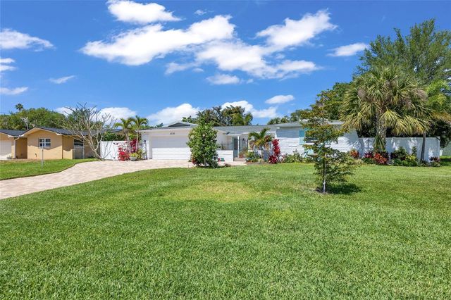 4530 BAYSHORE BOULEVARD NE, St Petersburg, FL 33703