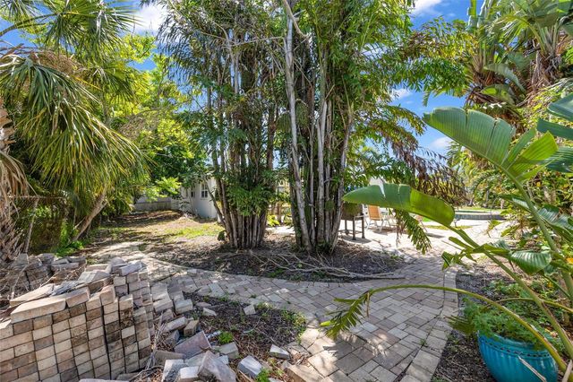 4530 BAYSHORE BOULEVARD NE, St Petersburg, FL 33703