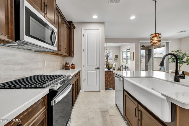 22476 E INDIANA Avenue, Queen Creek, AZ 85142