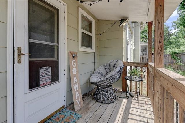 1032 5th Avenue, Leavenworth, KS 66048