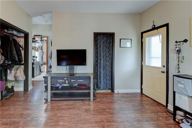 1032 5th Avenue, Leavenworth, KS 66048